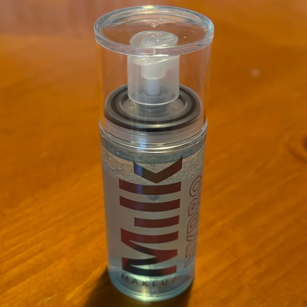 Milk Makeup Hydro Grip Set + Refresh Spray